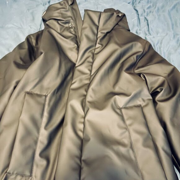 RAINS : BLACK Askim W3T3 Insulated Jacket - Unisex (NEW) - Picture 7 of 8